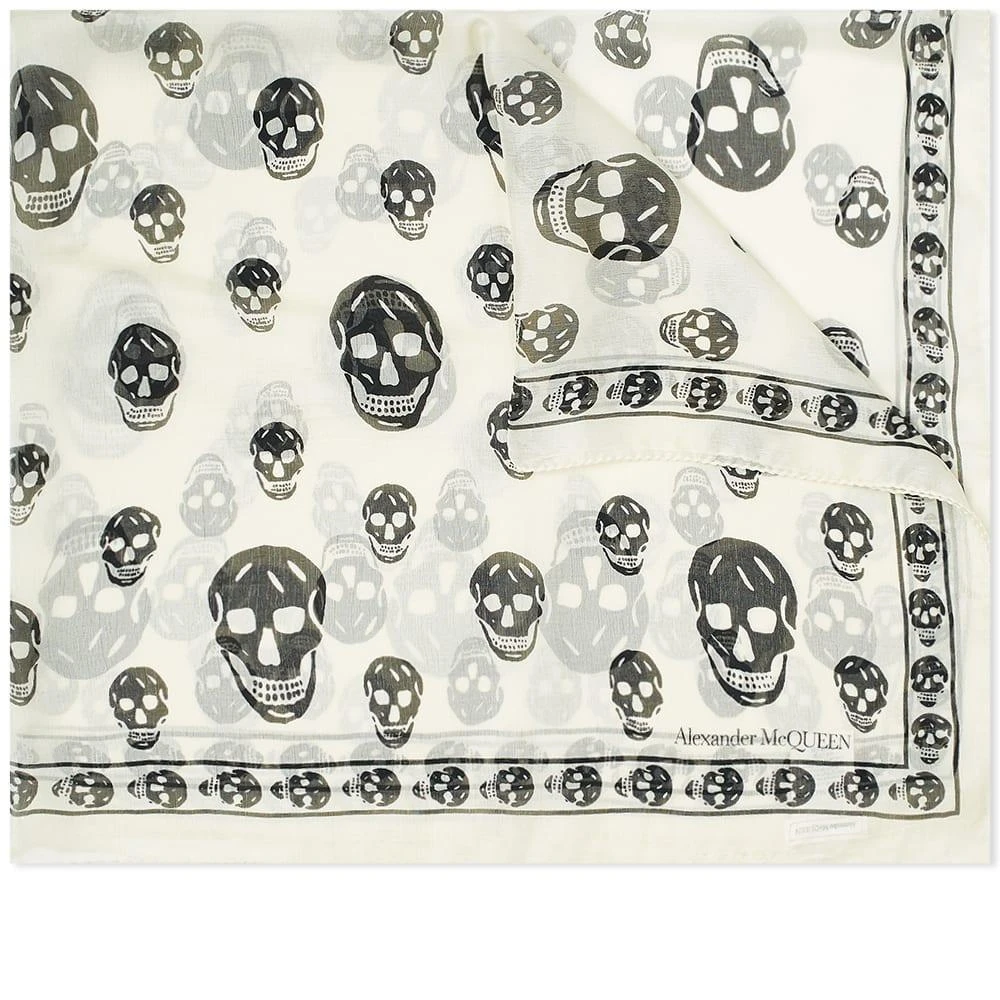 商品Alexander McQueen|Alexander McQueen Skull Scarf,价格¥1430,第2张图片详细描述