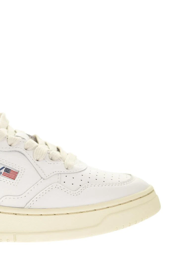 AUTRY MEDALIST LOW - Leather Sneakers 商品