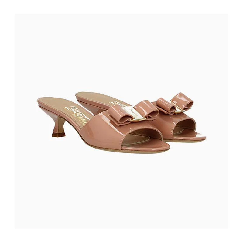 商品Salvatore Ferragamo|香港直邮ferragamo菲拉格慕女士粉色皮革凉鞋705532经典款式,价格¥4808,第10张图片详细描述