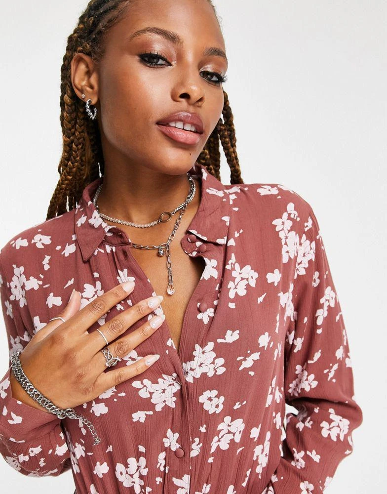 商品VERO MODA|Vero Moda long sleeve mini shirt dress in mahogany print,价格¥126,第3张图片详细描述