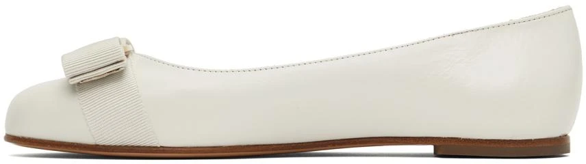商品Salvatore Ferragamo|白色 Varina 芭蕾鞋,价格¥4067,第3张图片详细描述