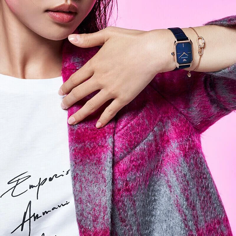  阿玛尼(Emporio Armani) 皮带方形休闲时尚石英女士腕表AR11426 商品