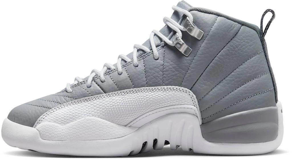 商品Jordan|Jordan Kids' Grade School Jordan 12 Retro Basketball Shoes,价格¥1241,第3张图片详细描述