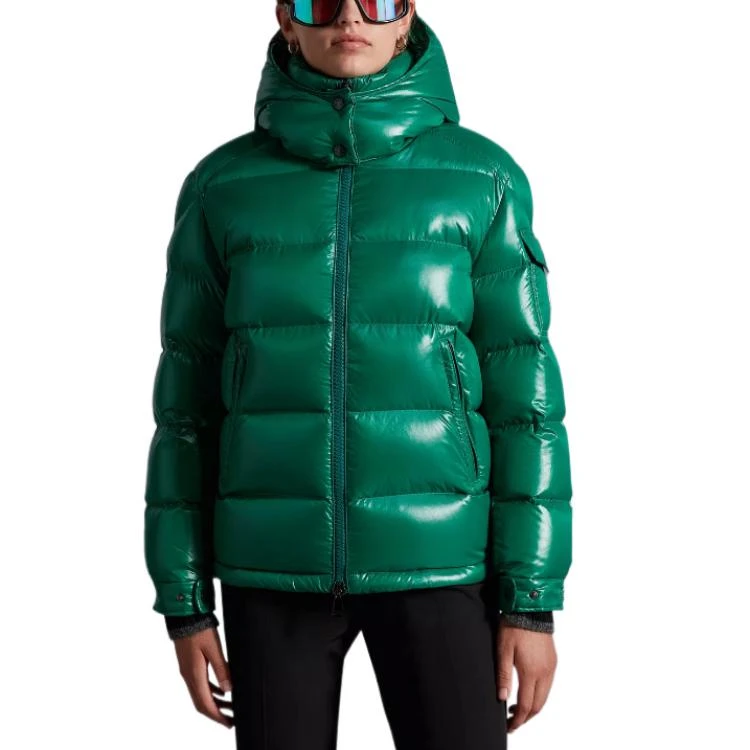 商品[国内直发] Moncler|盟可睐 Maire系列 经典绗缝拉链亮面短款防水连帽纯色保暖冬季羽绒服 女款 绿色,价格¥10505,第4张图片详细描述