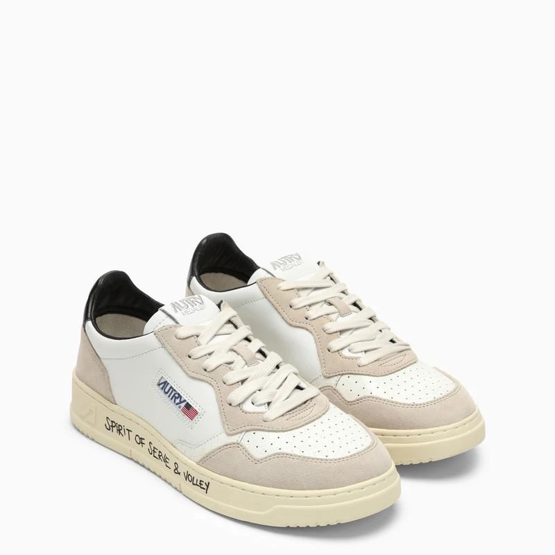 商品Autry|Medalist trainer in white/black leather and suede,价格¥1427,第2张图片详细描述