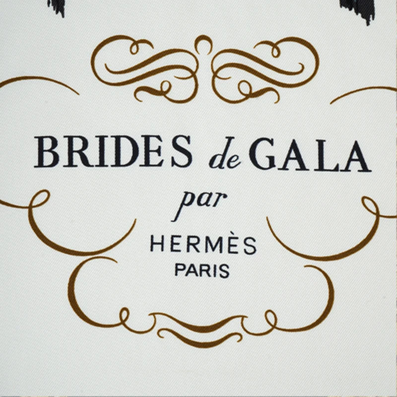 商品[国内直发] Hermes|爱马仕 华丽的缰辔90典藏 图案印花卷边 丝巾 女款 黑色,价格¥3958,第7张图片详细描述