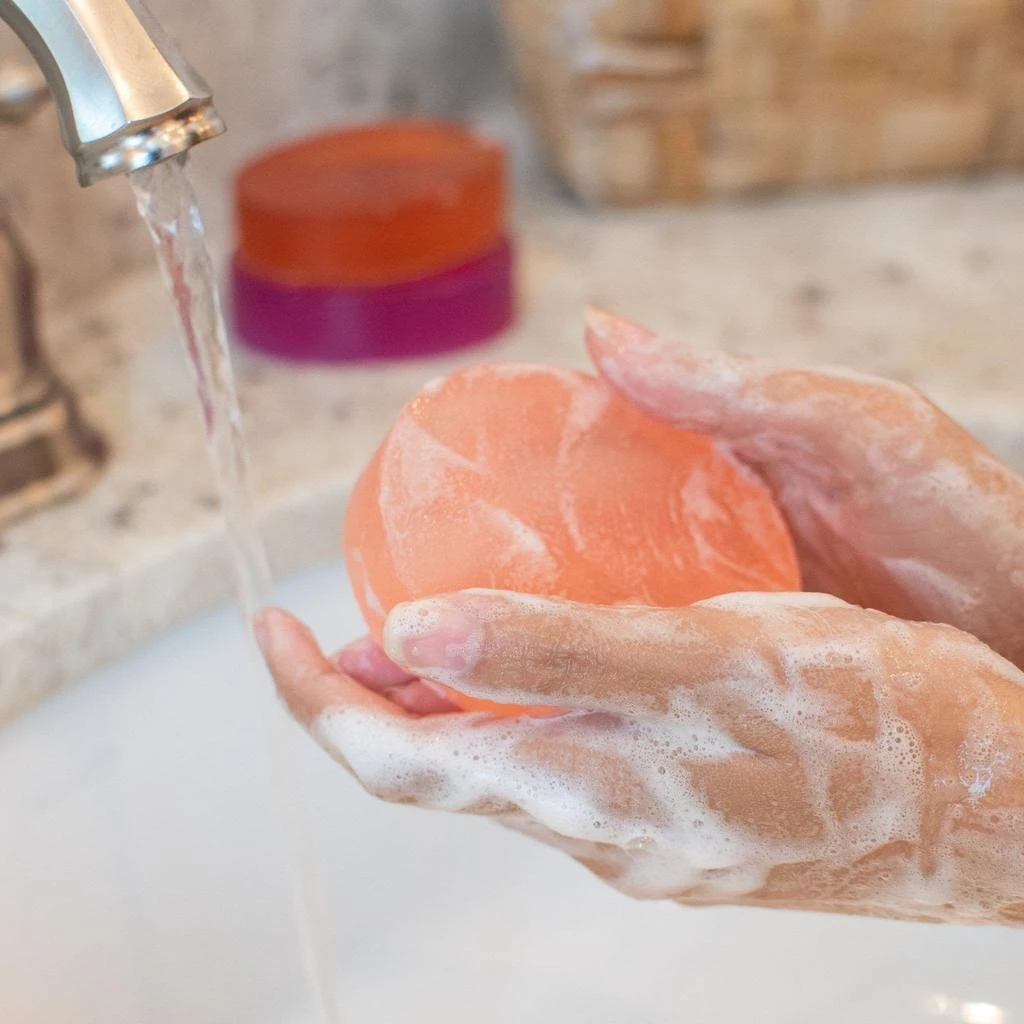 商品Camille Beckman|Glycerine Bar Soap White Peach & Creamy Gardenia 3.5oz,价格¥30,第2张图片详细描述