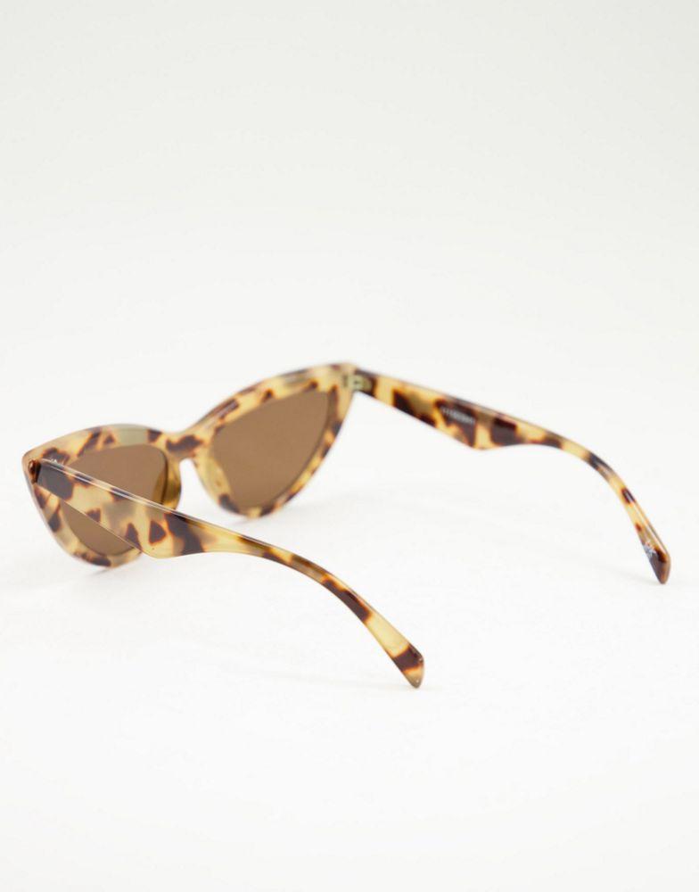 ASOS DESIGN bevelled cat eye sunglasses in milky tort商品第4张图片规格展示