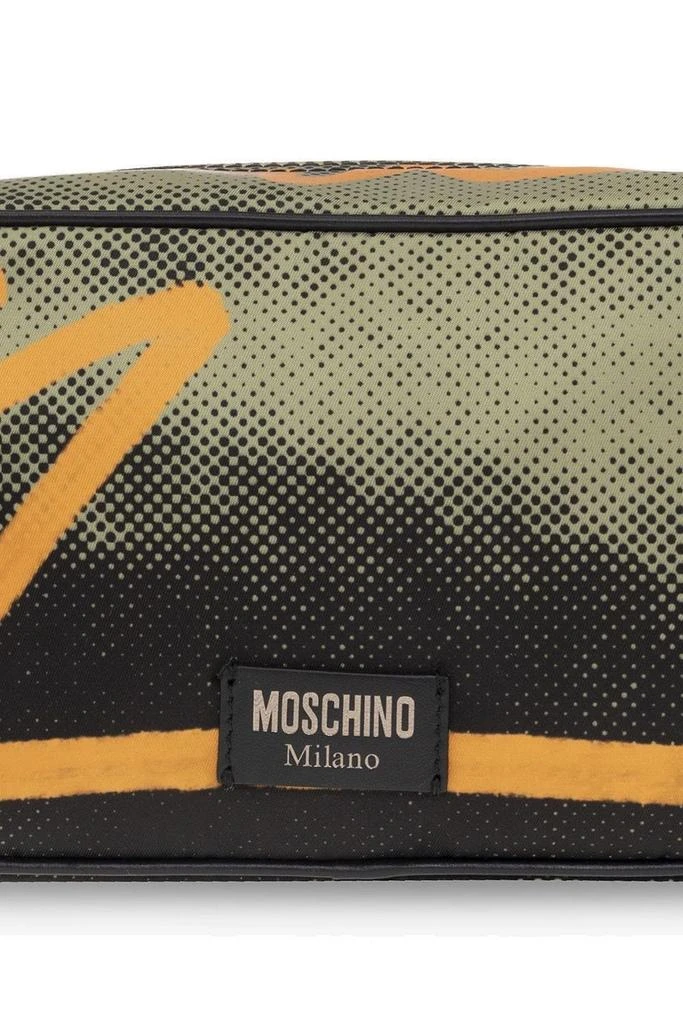 商品Moschino|Moschino Abstract-Printed Zipped Toiletry Bag,价格¥861,第5张图片详细描述