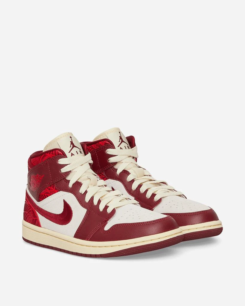 商品Jordan|WMNS Air Jordan 1 Mid SE 'Tiki Leaf' Sneakers Team Red,价格¥593,第3张图片详细描述