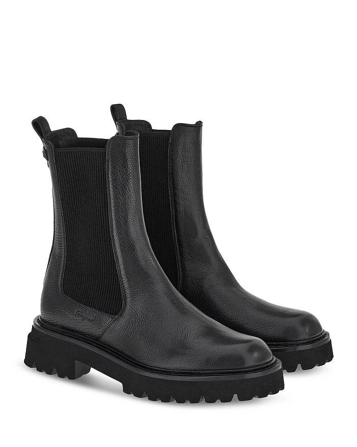 商品Salvatore Ferragamo|Women's Oderico Seven Chelsea Boots,价格¥9225,第1张图片详细描述