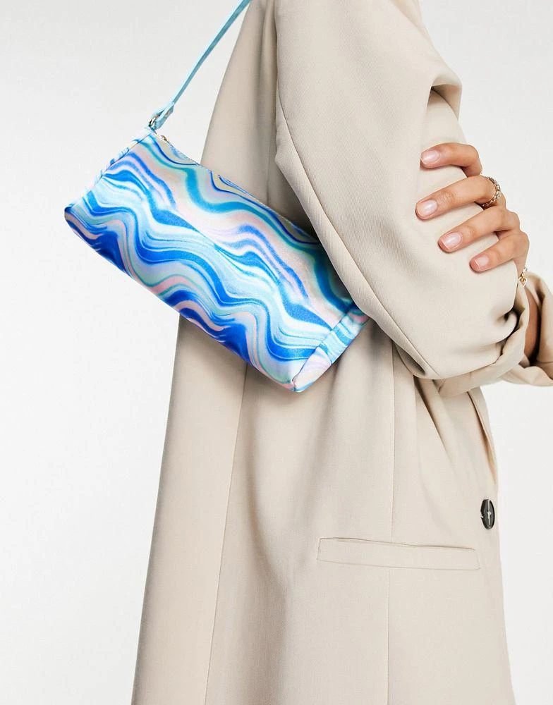 商品ASOS|ASOS DESIGN flat elongated 90s shoulder bag in blue satin swirl print,价格¥172,第2张图片详细描述