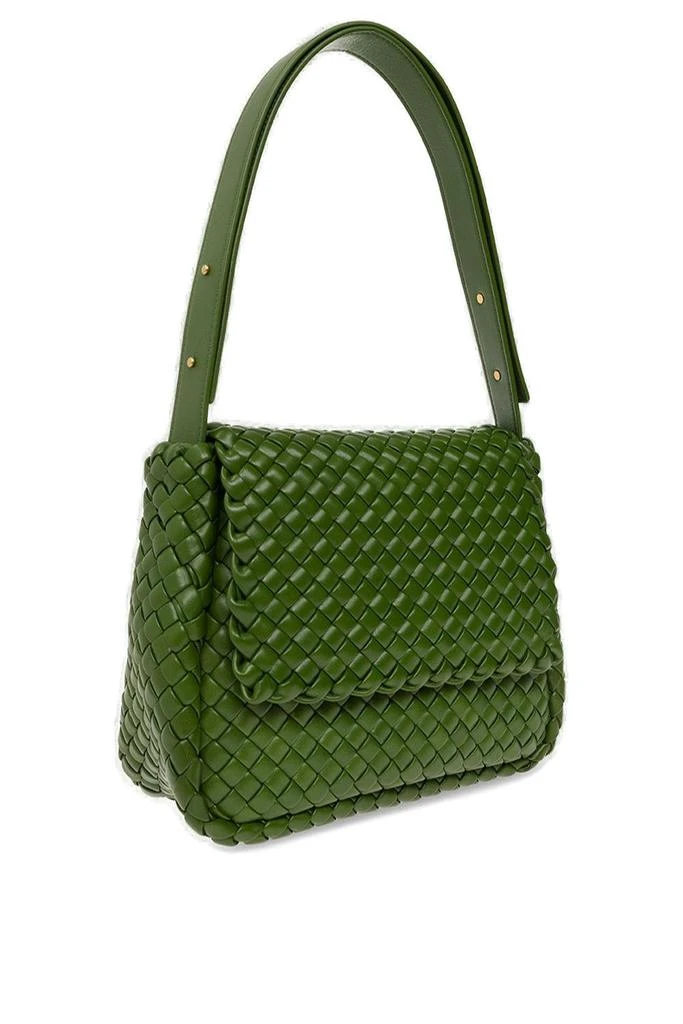 商品Bottega Veneta|Bottega Veneta Cobble Intrecciato Foldover Top Shoulder Bag,价格¥27545,第3张图片详细描述