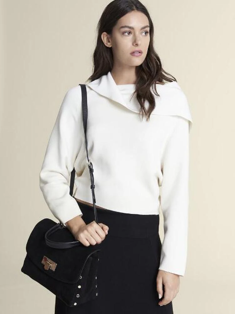 商品DKNY|Medium Suede Flap Shoulder Bag,价格¥1222,第2张图片详细描述