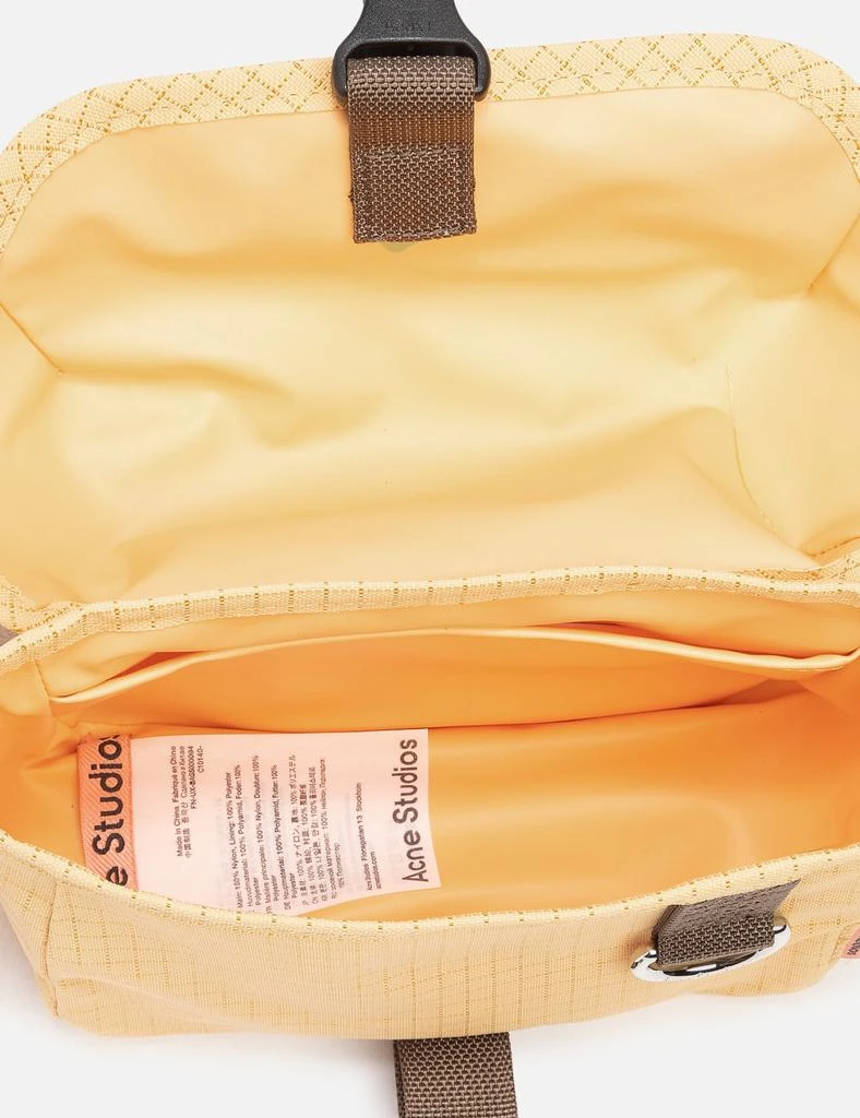 商品Acne Studios|Mini Nylon Messenger Bag,价格¥1035,第4张图片详细描述