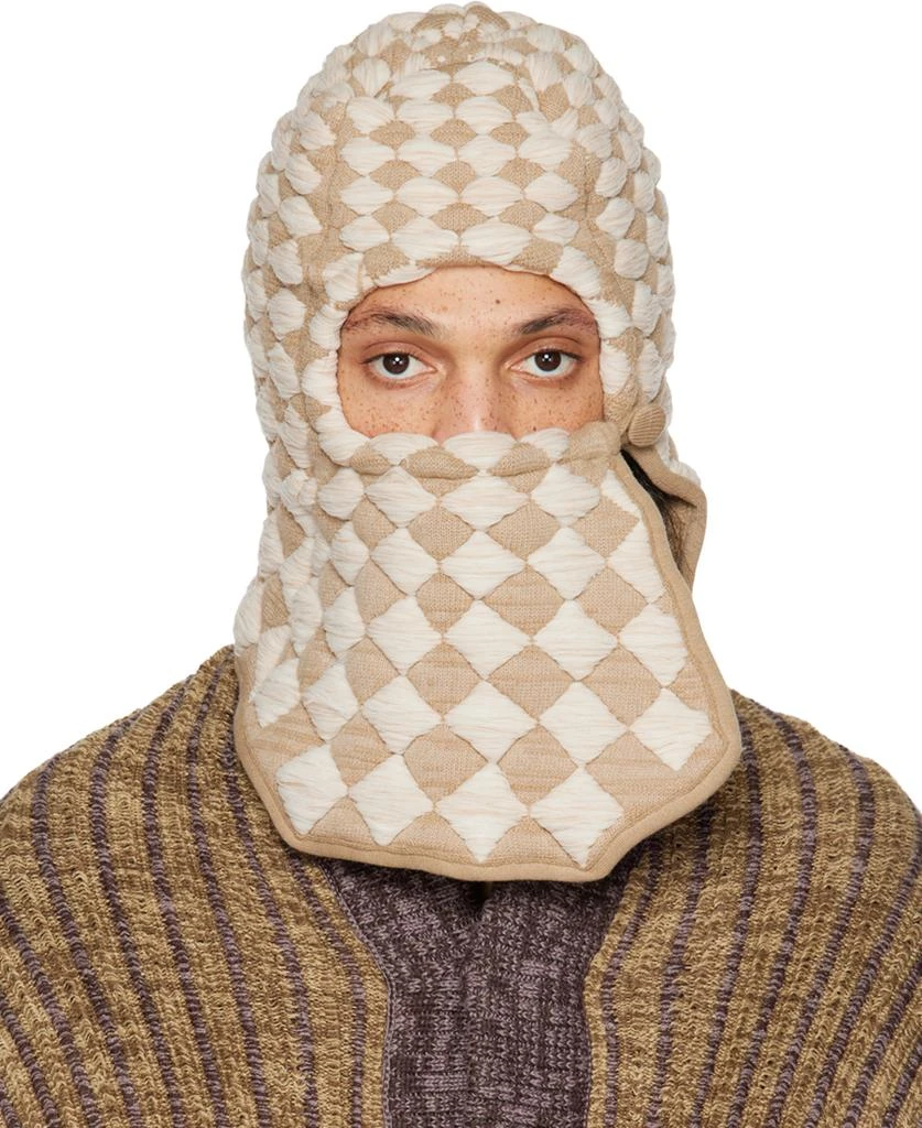 商品Isa Boulder|SSENSE Exclusive Off-White Quilting Helmet Hat,价格¥988,第1张图片