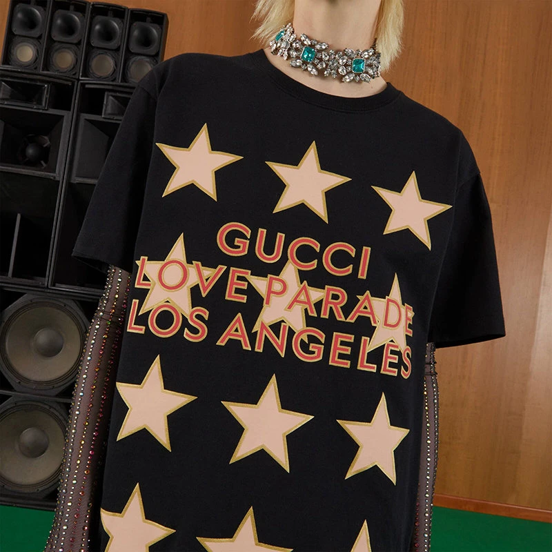 商品Gucci|【预售3-7天】GUCCI/古驰 22年春夏新款 爱的进行曲系列 女士黑色纯棉星星印花短袖T恤615044XJEQI1082,价格¥3499,第5张图片详细描�述
