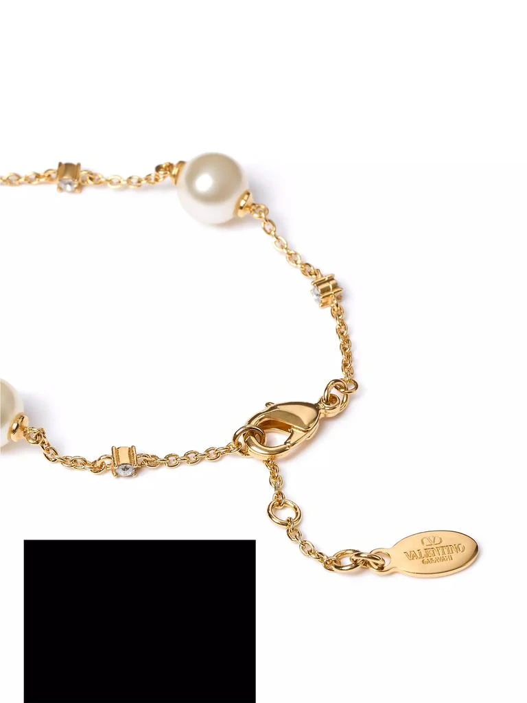 商品Valentino|VLogo Signature Bracelet in Metal, Swarovski® Crystals and Pearls,价格¥5170,第4张图片详细描述