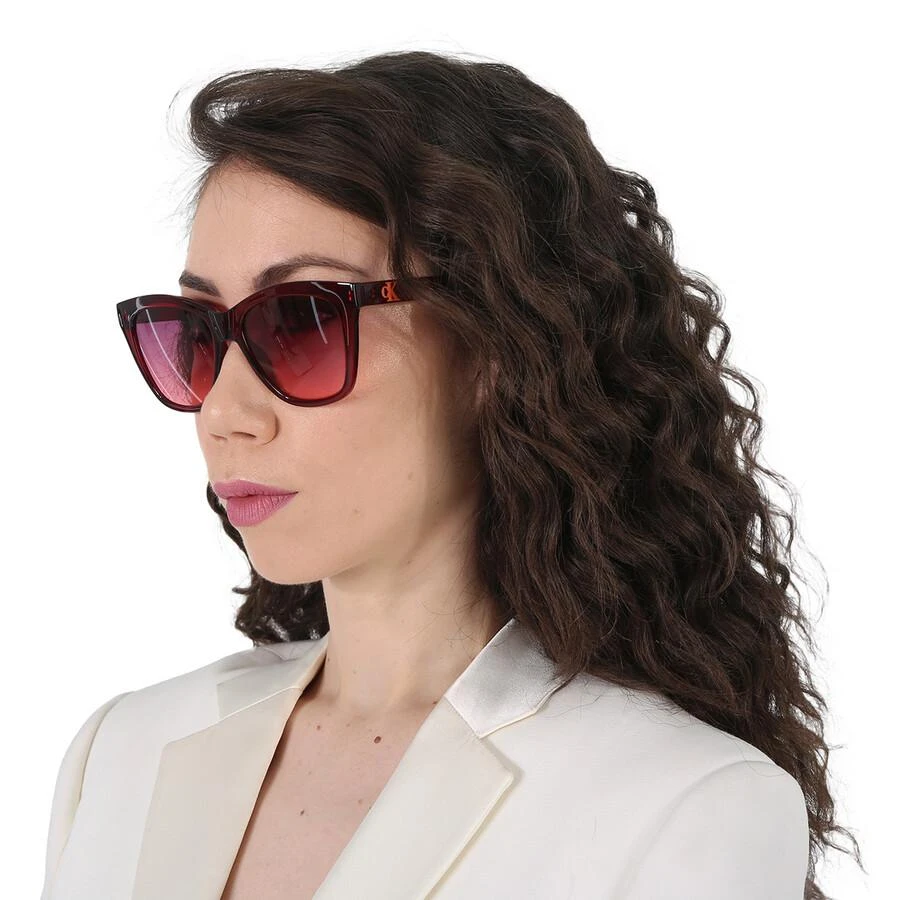 商品Calvin Klein|Red Gradient Square Ladies Sunglasses CKJ22608S 679 54,价格¥183,第2张图片详细描述