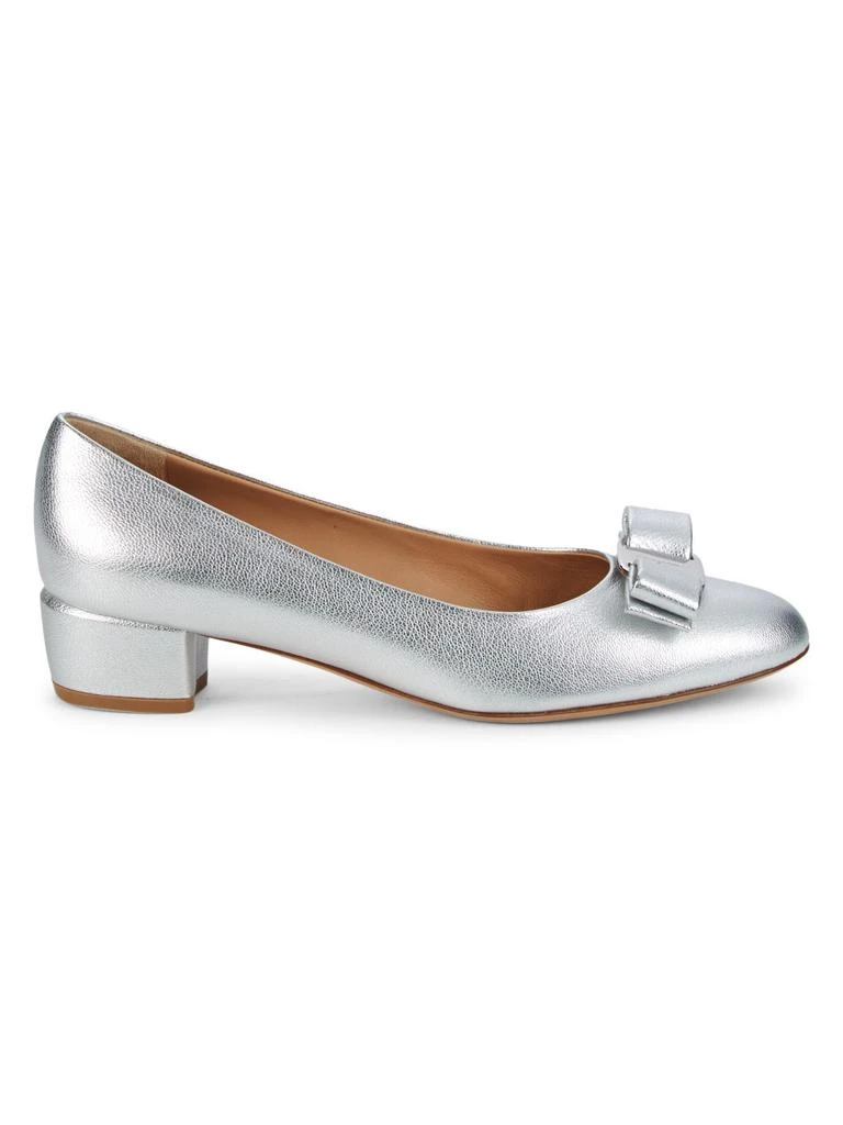 商品Salvatore Ferragamo|Vara 6Flair Argent Metallic Leather Kitten Heels Shoes,价格¥1787,第1张图片