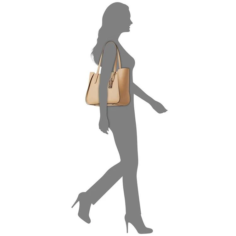 商品Calvin Klein|Marissa Modern Saffiano Tote,价格¥681,第3张图片详细描述
