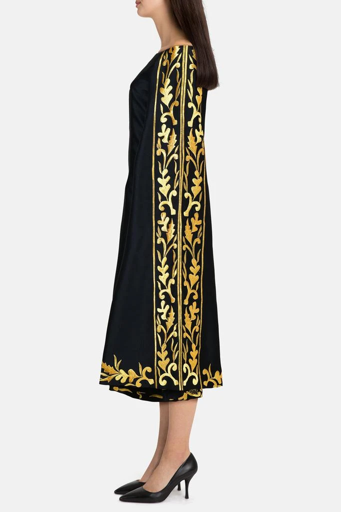 商品Rue15|Her Majesty Embroidered Kaftan with Flared Sleeves,价格¥7466,第3张图片详细描述