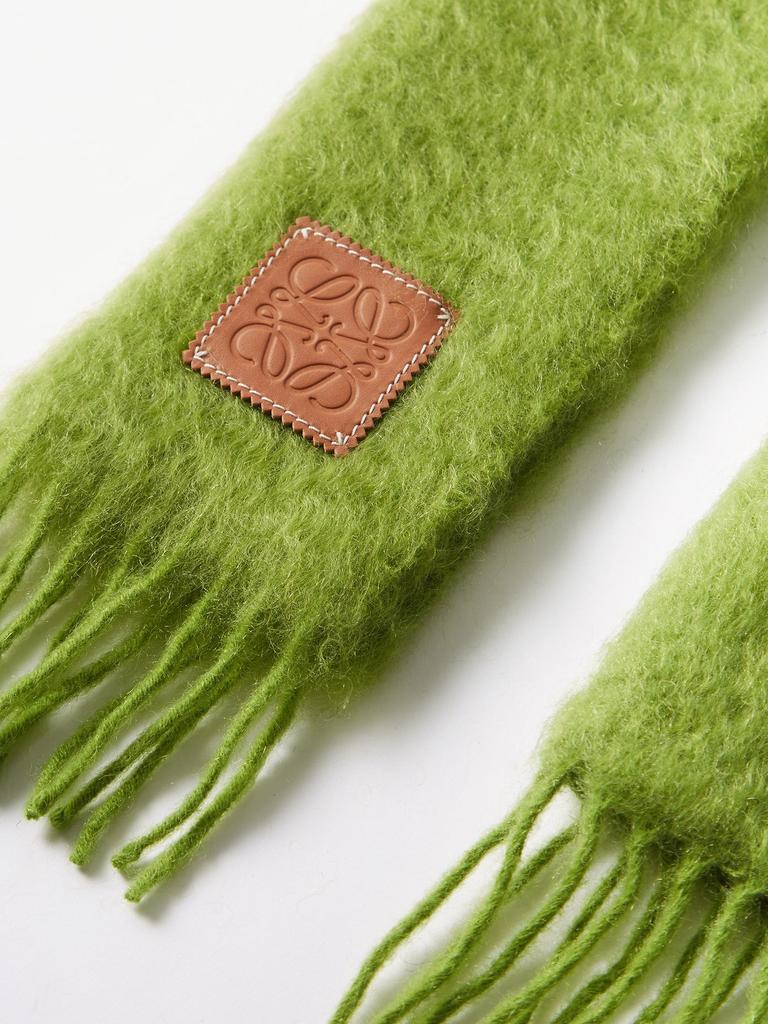 Anagram-patch fringed mohair-blend scarf商品第2张图片规格展示