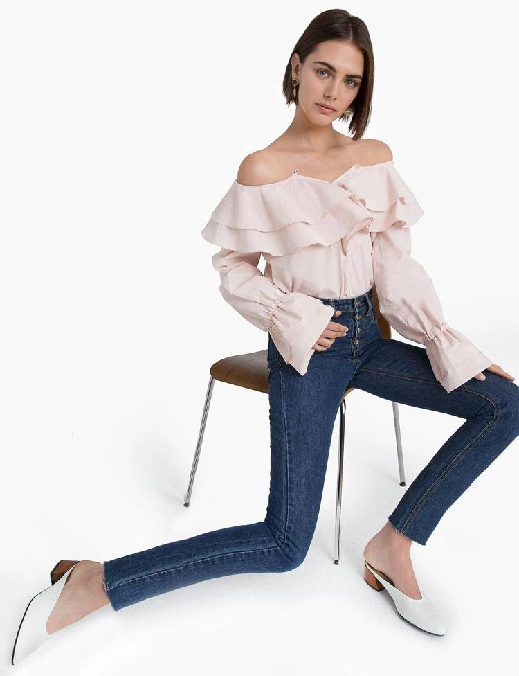 商品Pixie Market|Pink Ruffle Off The Shoulder Shirt,价格¥753,第2张图片详细描述