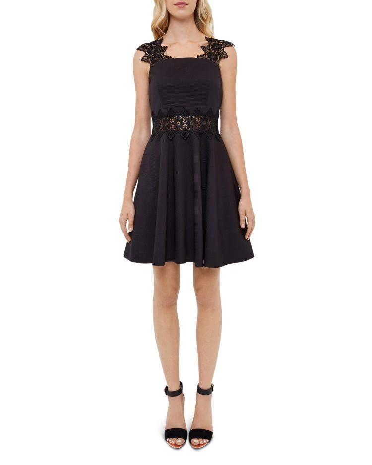 商品Ted Baker London|Ted Baker Lace Detail Dress,价格¥1652,第1张图片