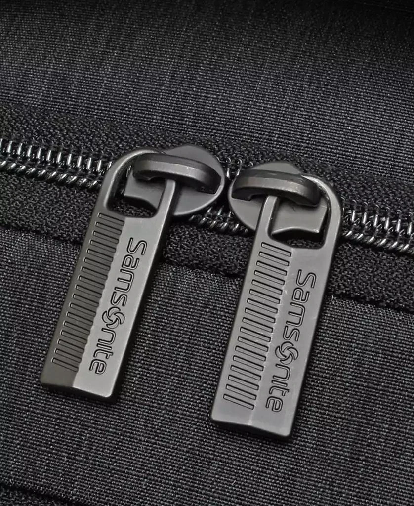 商品Samsonite|Modern Utility 16.5" Messenger Bag,价格¥1336,第3张图片详细描述