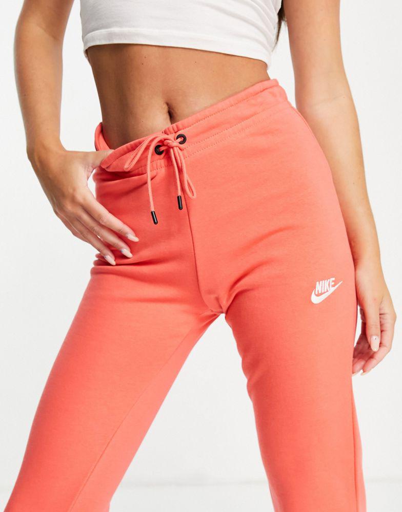Nike essential fleece tight fit joggers in coral pink商品第3张图片规格展示