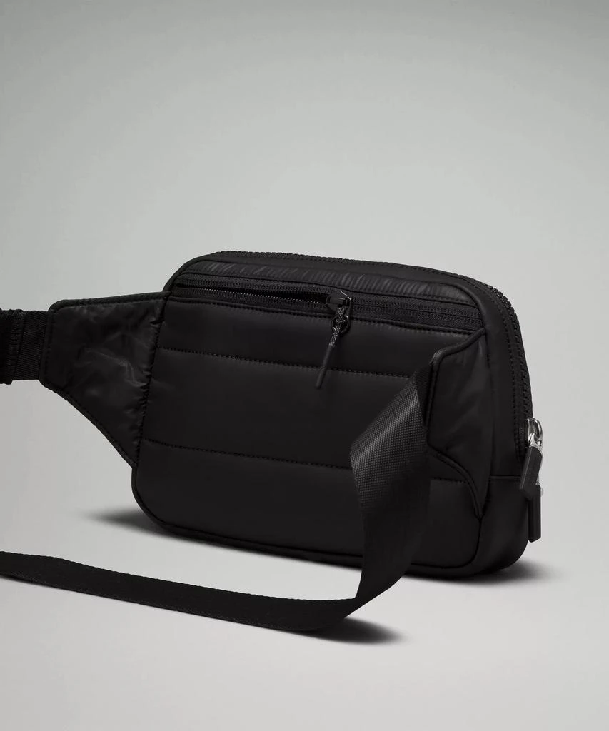 商品Lululemon|Everywhere Belt Bag Large 2L *Wunder Puff,价格¥242,第4张图片详细描述