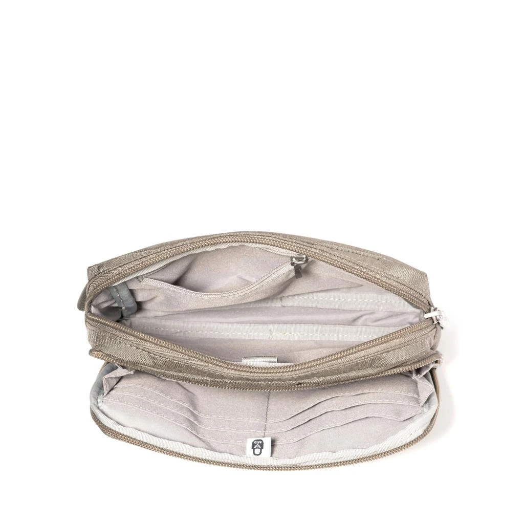 商品Baggallini|Modern Belt Bag,价格¥398,第3张图片详细描述
