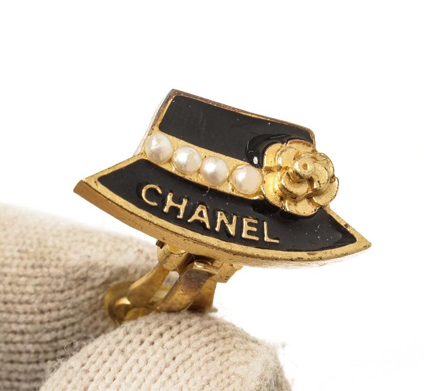 Chanel Black Gold & Pearls Metal Hat Earring商品第3张图片规格展示