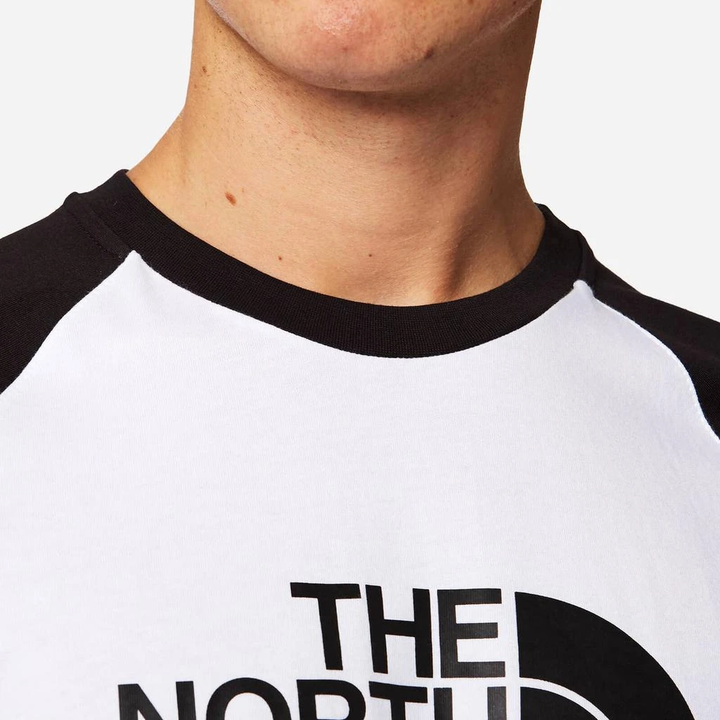 商品The North Face|The North Face Men's Raglan Easy Short Sleeve T-Shirt - TNF White/TNF Black,价格¥198,第5张图片详细描述