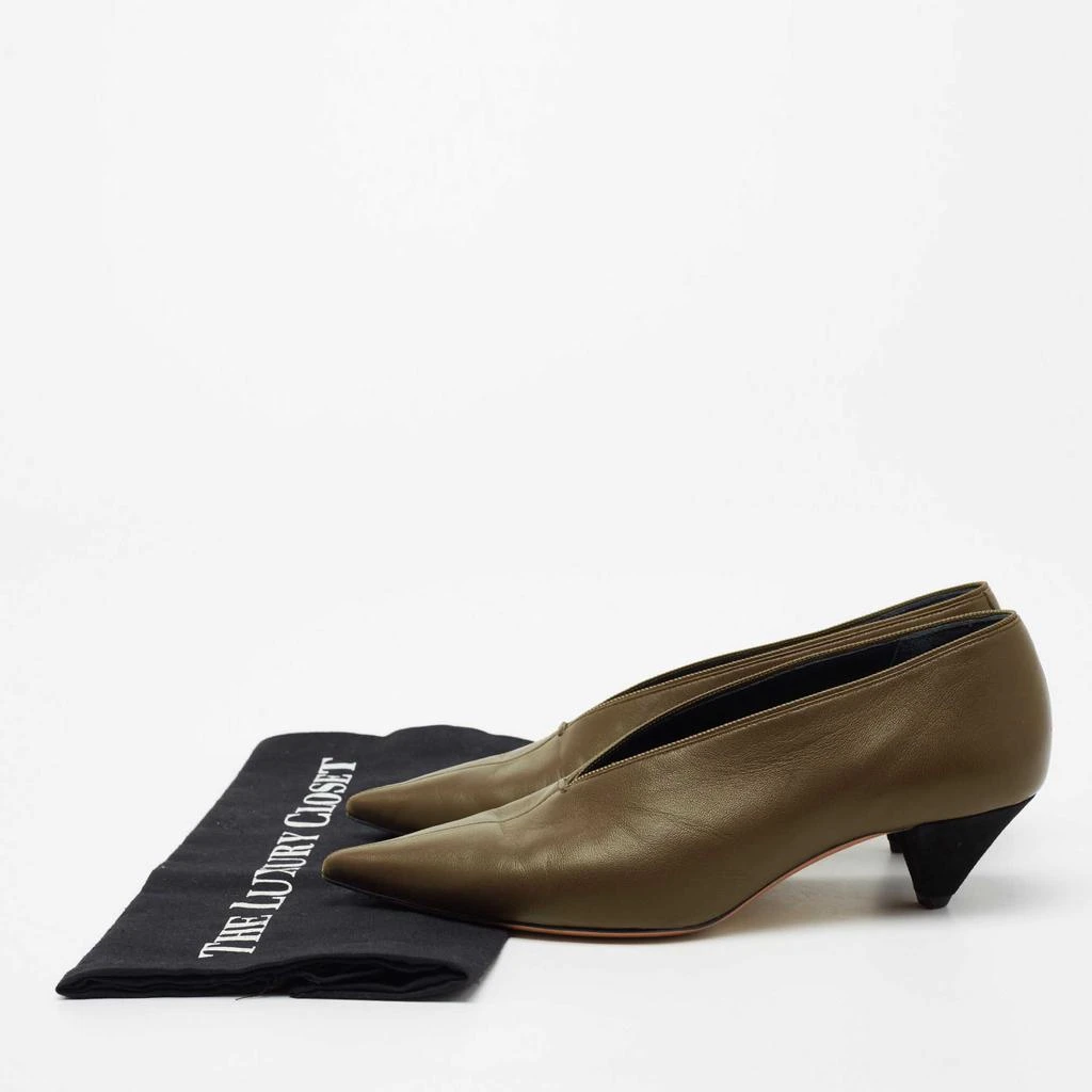 Celine Olive Green Leather V-Neck Pumps Size 37 商品