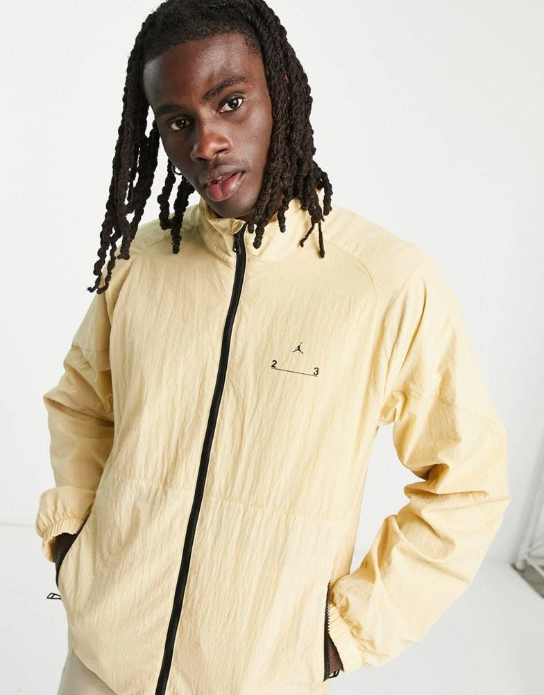 商品Jordan|Jordan 23 Engineered woven jacket in sesame,价格¥428,第3张图片详细描述
