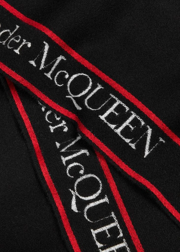 商品Alexander McQueen|Ivory logo wool-blend scarf,价格¥2895,第3张图片详细描述