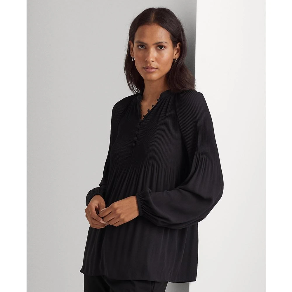 Pleated Georgette Blouse 商品