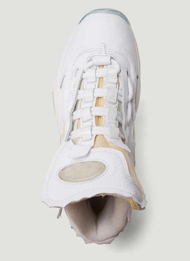 Memory of Question Sneakers in White 商品