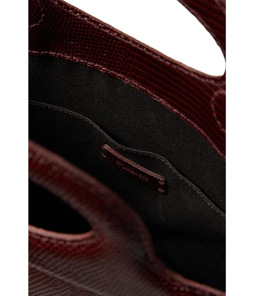 商品Madewell|The Toggle Crossbody Bag in Lizard-Stamped Leather,价格¥723,第3张图片详细描述