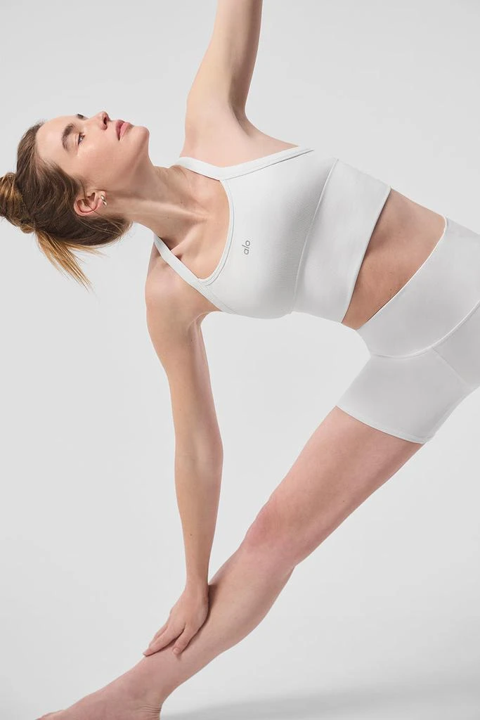 商品Alo|Seamless Ribbed Favorite Bra Tank - White,价格¥409,第1张图片详细描述