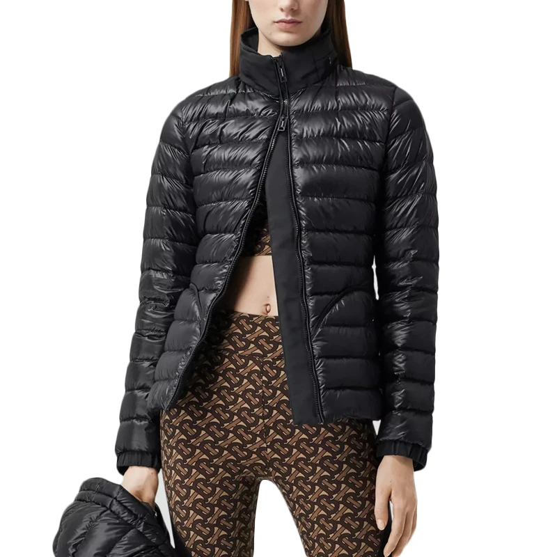BURBERRY 黑色女士羽绒服 8029473 商品