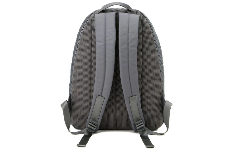 商品[国内直发] Issey Miyake|三宅一生 Kuro Daypack系列 四月限定磨砂大容量 聚氨酯 电脑包书包背包双肩包 常规 男女同款情侣款 金属灰,价格¥5852,第5张图片详细描述