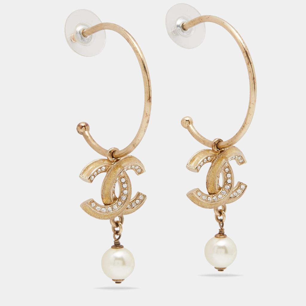 Chanel Gold Tone Crystal & Enamel CC Faux Pearl Drop Hoop Earrings商品第2张图片规格展示