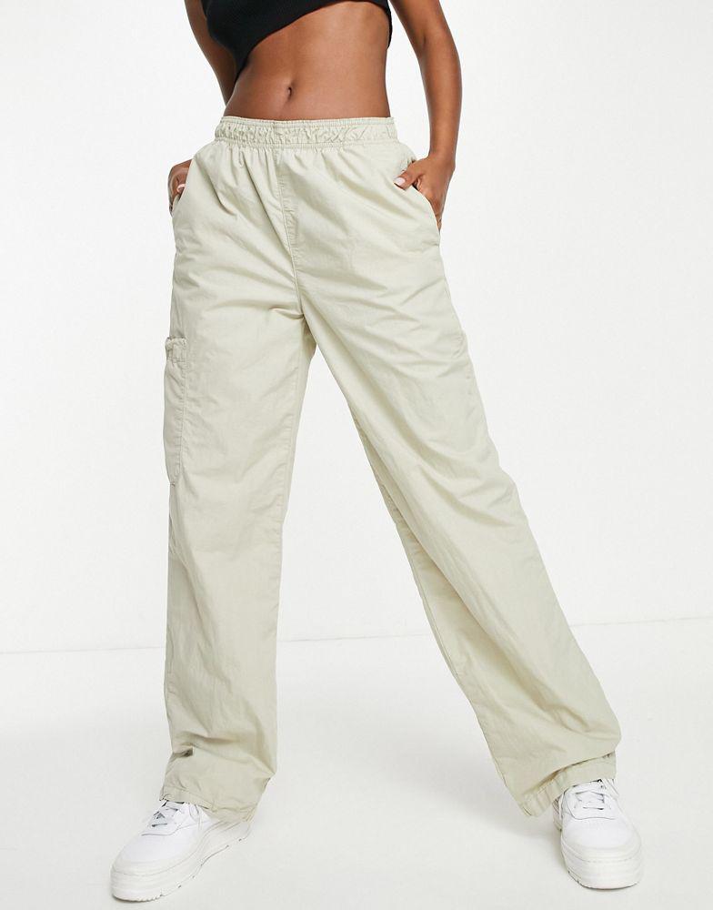 商品Topshop|Topshop low rise casual cargo trouser with internal waistband branding in sage,价格¥395,第6张图片详细描述