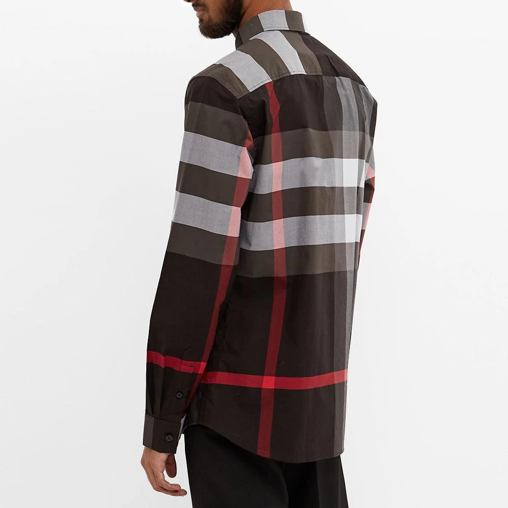 商品Burberry|Burberry Somerton Large Check Shirt,价格¥4071,第5张图片详细描述