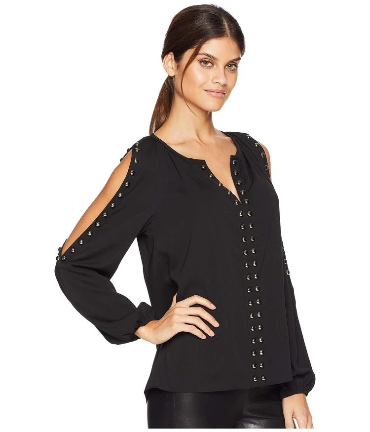 商品Juicy Couture|Soft Woven Dome Stud Embellished Cold Shoulder Top,价格¥341,第4张图片详细描述