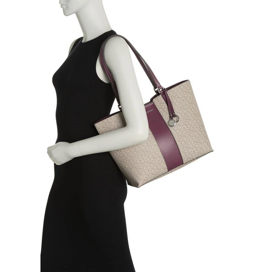 商品Calvin Klein|Suri Tote,价格¥410,第2张图片详细描述