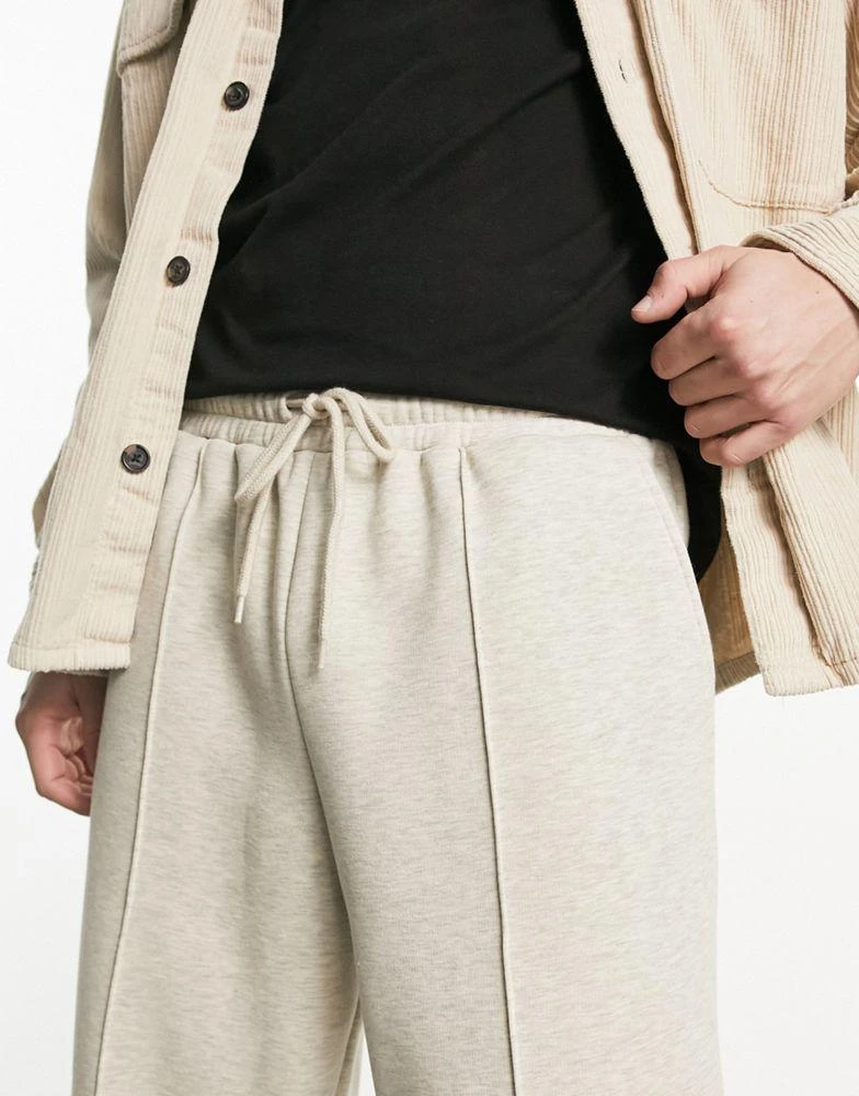 商品ASOS|ASOS DESIGN straight leg jogger with pintucks in off white,价格¥276,第4张图片详细描述